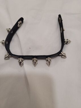 Black Spiked Cat Collar - Unbranded
